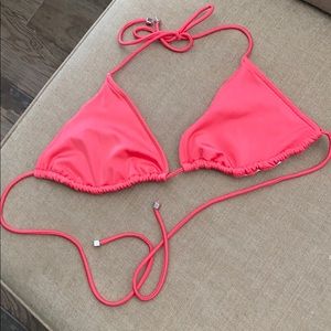 NWOT Venus bikini top